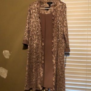 Bought for daughters wedding and never wore.